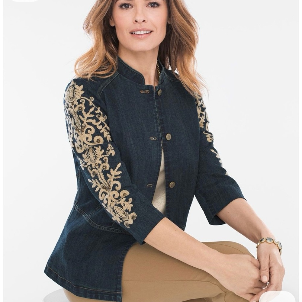 Chico’s Cream Embroidered Soutache Sleeve Navy Stretch Denim Jacket Size Large
